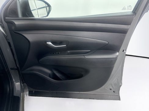 Used 2025 Hyundai Tucson SEL FWD image 32