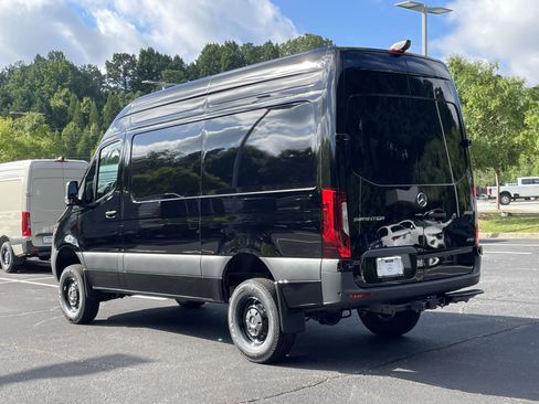 New 2025 Mercedes-Benz Sprinter 2500 image 16