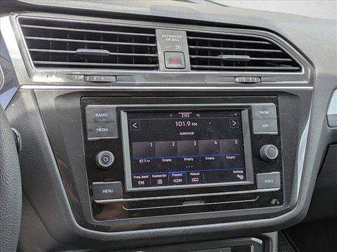 Used 2023 Volkswagen Tiguan S FWD image 10