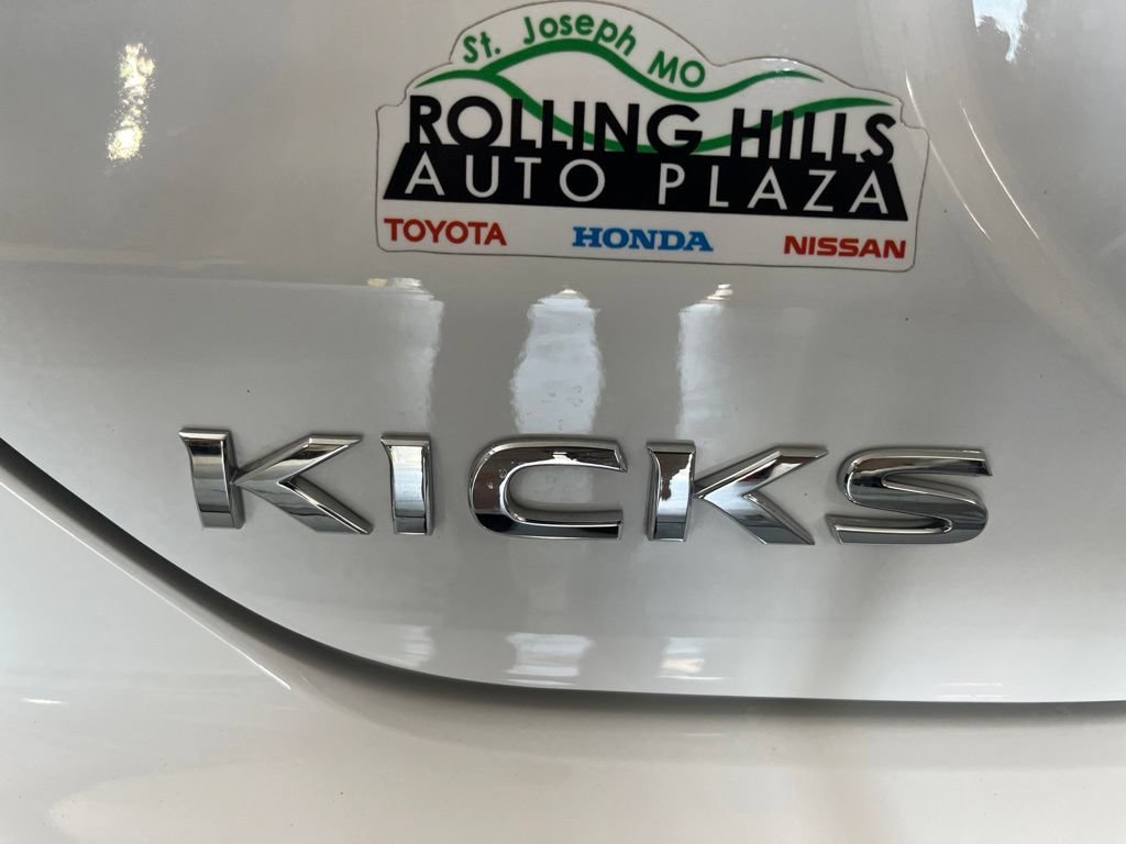 Used 2024 Nissan Kicks SV FWD image 43