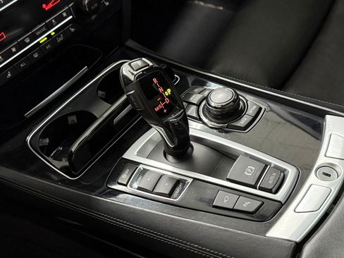 Used 2013 BMW 750Li 750Li image 30