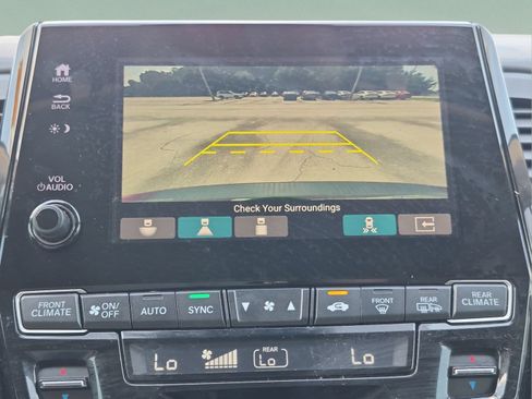 Certified 2021 Honda Odyssey Touring image 24