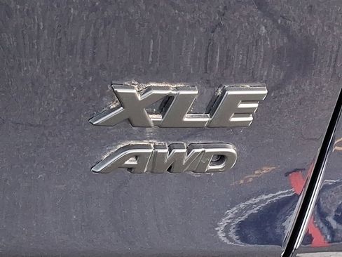 Used 2025 Toyota RAV4 XLE Premium image 30