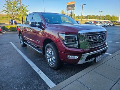Used 2021 Nissan Titan SL w/ Moonroof Package