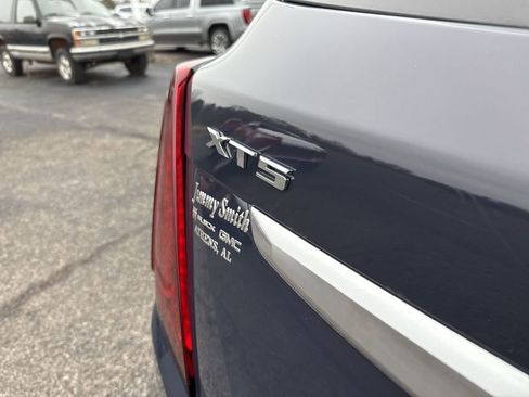 Used 2025 Cadillac XT5 Premium Luxury image 39