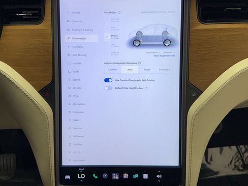 Used 2020 Tesla Model X Long Range AWD/4WD image 28