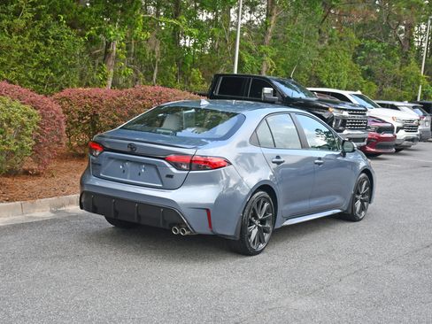 Certified 2024 Toyota Corolla SE w/ SE Premium Package FWD image 3
