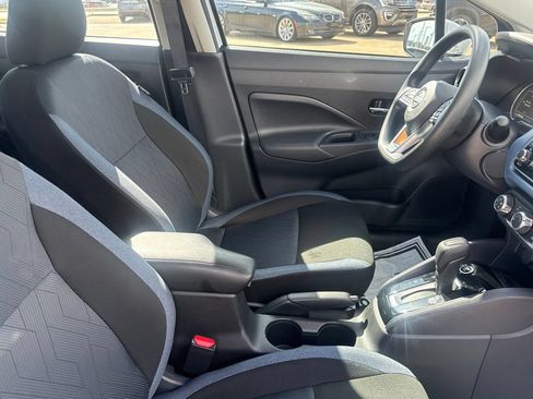 Certified 2025 Nissan Versa SV w/ Trunk Package FWD image 30
