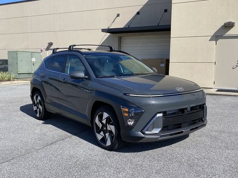 New 2026 Hyundai Kona Limited FWD image 2