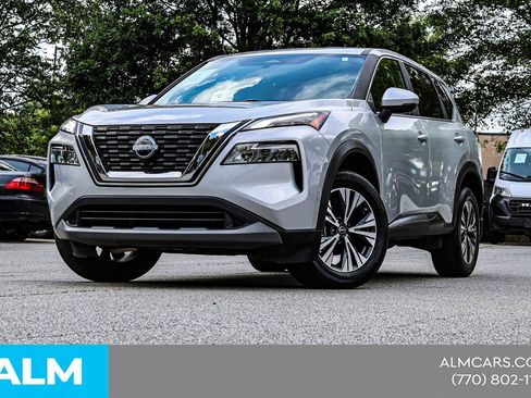 Used 2023 Nissan Rogue SV FWD image 3