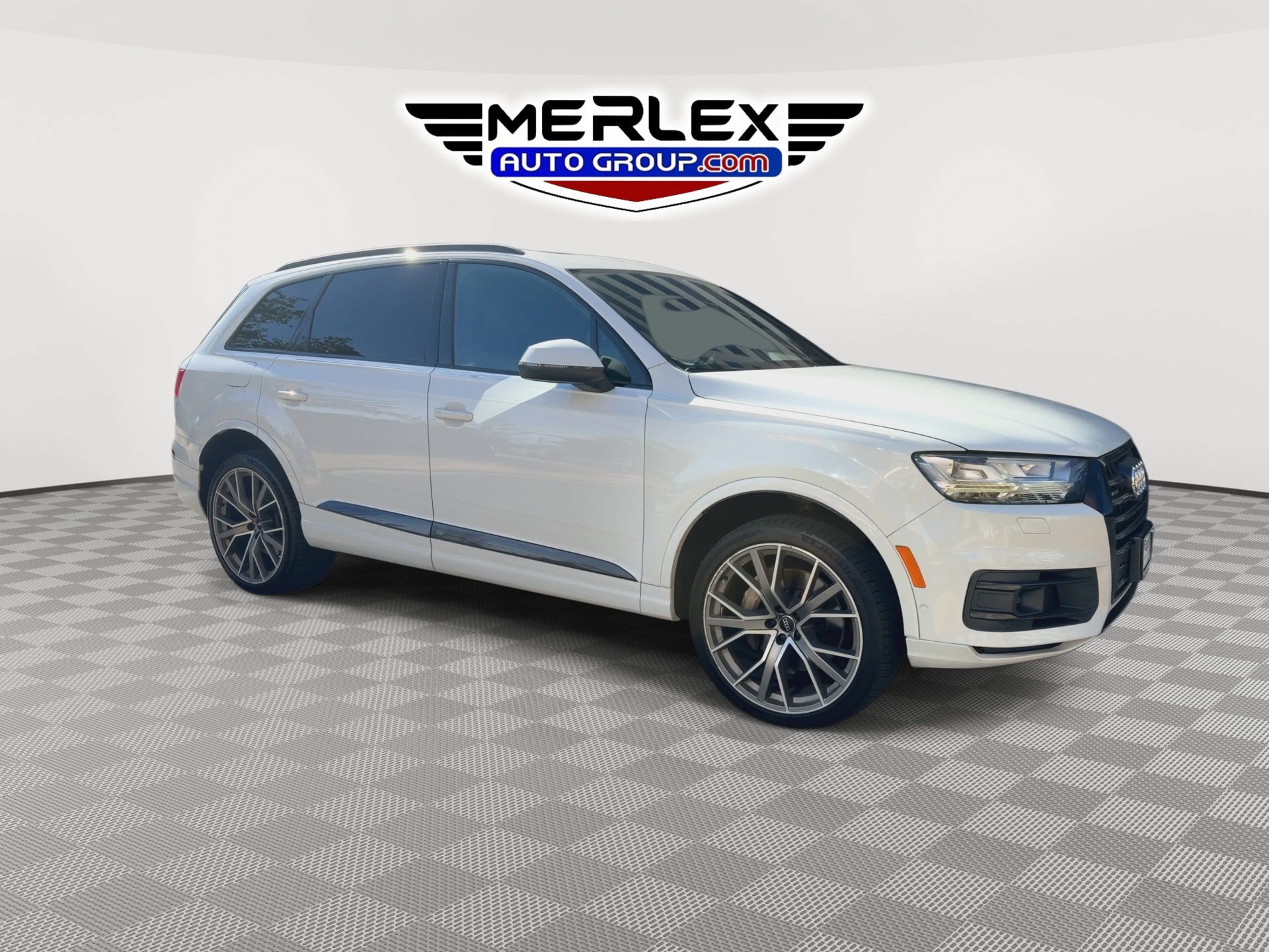 Used 2019 Audi Q7 3.0T Prestige w/ Prestige Package AWD/4WD image 2