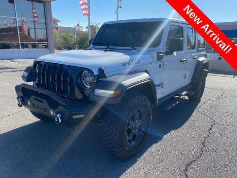 Used 2023 Jeep Wrangler Unlimited AWD/4WD image 1