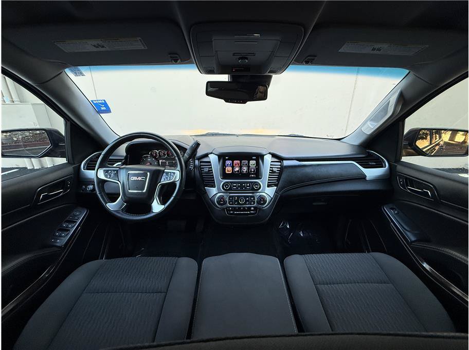 Used 2018 GMC Yukon SLE w/ SLE Value Package RWD image 8