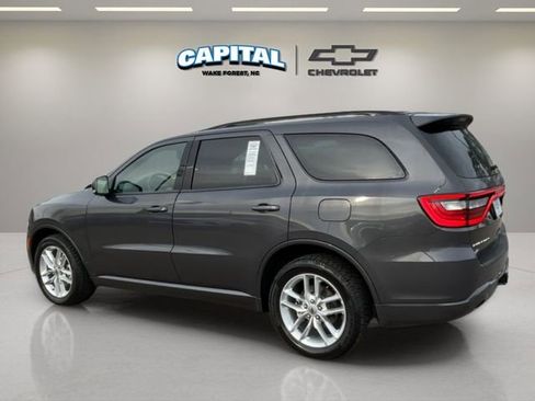 Used 2024 Dodge Durango GT image 3