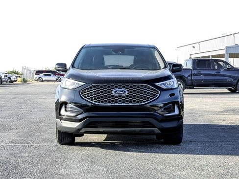 Used 2024 Ford Edge SEL AWD/4WD image 3
