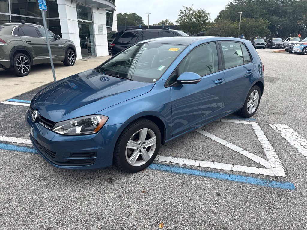 Used 2017 Volkswagen Golf Wolfsburg Edition FWD image 1