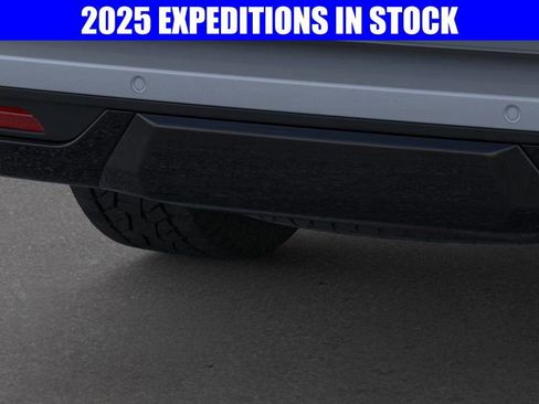 New 2025 Ford Expedition Tremor image 23