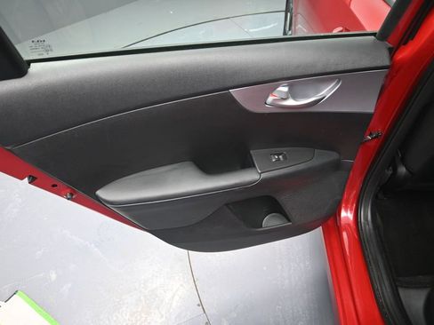 Certified 2024 Kia Forte LXS image 25