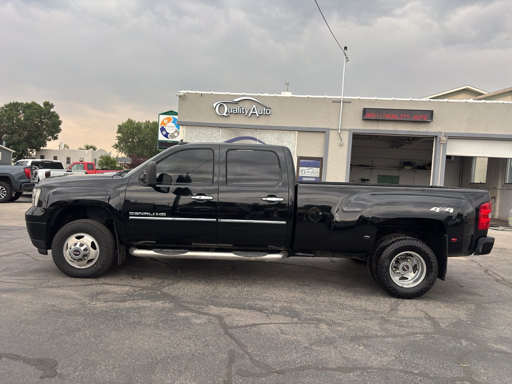 Used 2014 GMC Sierra 3500 Denali AWD/4WD image 26