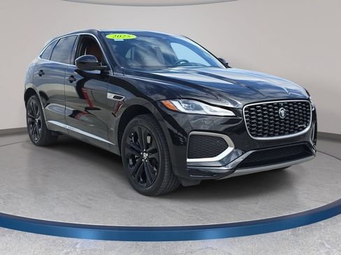 Used 2025 Jaguar F-PACE R-Dynamic S AWD/4WD image 4