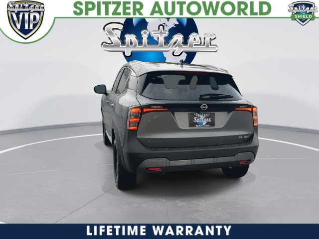 New 2026 Nissan Kicks SV w/ SV Premium Package FWD image 9