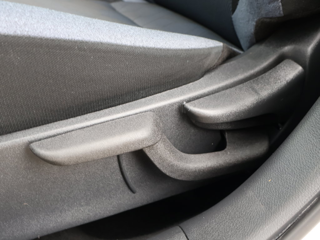 Used 2024 Nissan Versa SV w/ Trunk Package FWD image 12