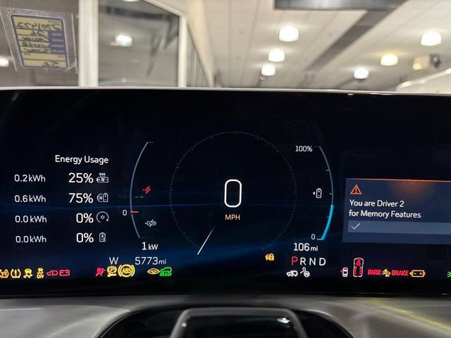 Certified 2026 Cadillac Vistiq Premium Luxury AWD/4WD image 21