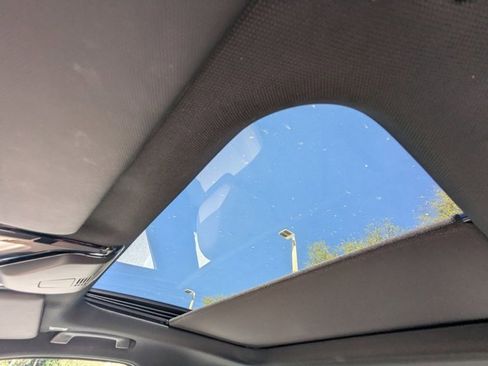 Certified 2023 BMW 330i xDrive Sedan w/ Parking Assistance Package image 8