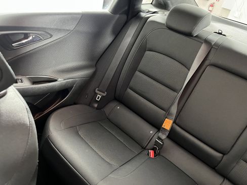 Used 2017 Chevrolet Malibu LT FWD image 21