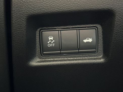 Used 2023 INFINITI Q50 Luxe w/ Cargo Package RWD image 35
