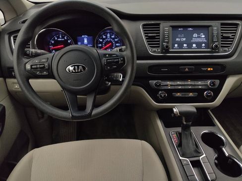 Used 2020 Kia Sedona LX FWD image 22