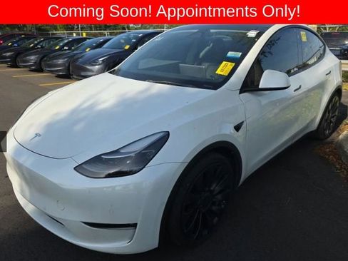 Used 2022 Tesla Model Y Performance AWD/4WD image 1
