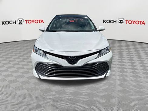 Used 2018 Toyota Camry XLE w/ Audio Package FWD image 2