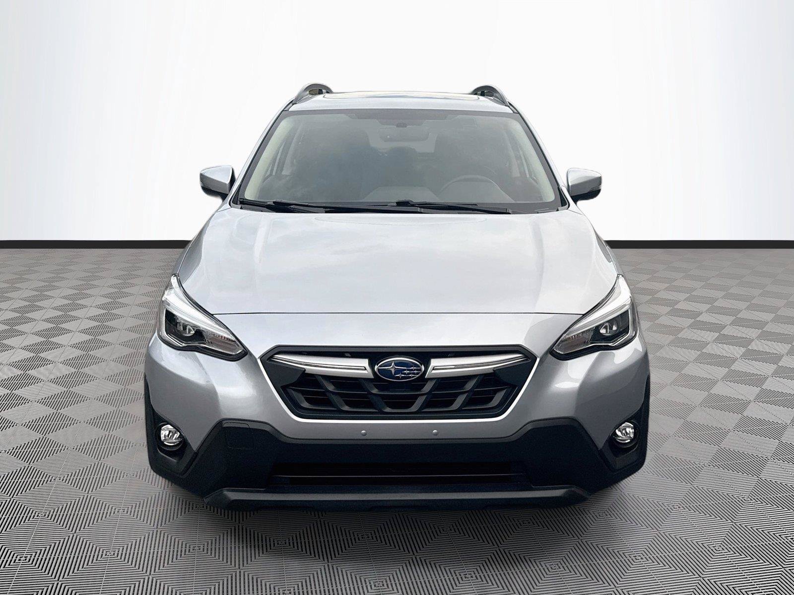 Used 2022 Subaru Crosstrek 2.5i Limited w/ Moonroof Package 2 AWD/4WD image 2