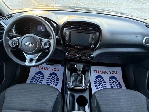 Used 2020 Kia Soul S image 25