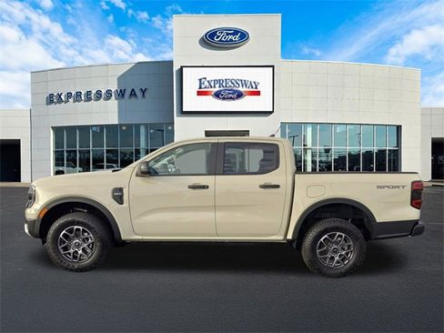 Used 2025 Ford Ranger XLT image 9