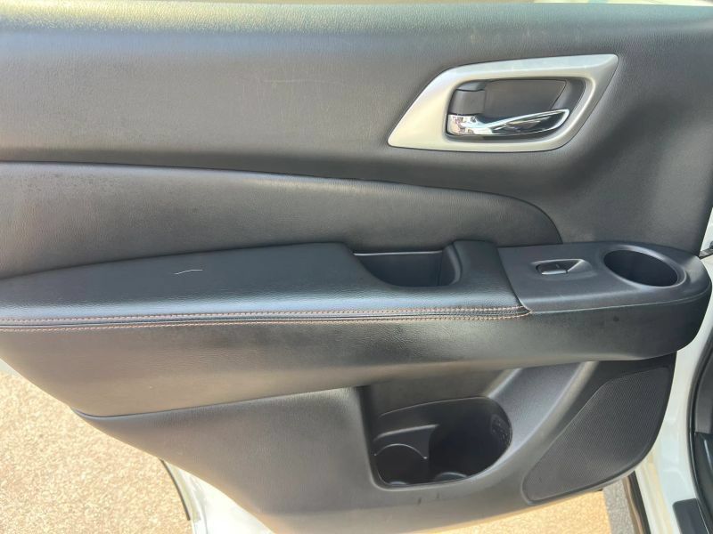 Used 2020 Nissan Pathfinder SV w/ Rock Creek Edition FWD image 19