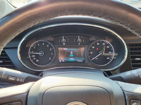 Used 2018 Buick Encore Premium image 25