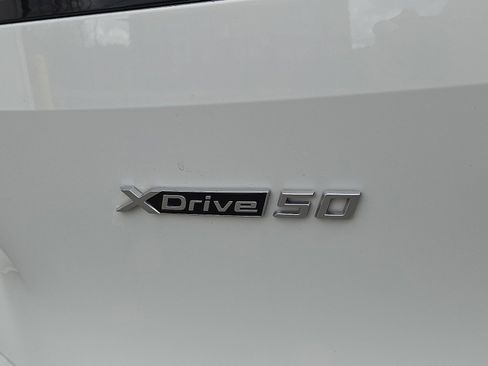 Used 2024 BMW iX xDrive50 w/ Sport Package image 32