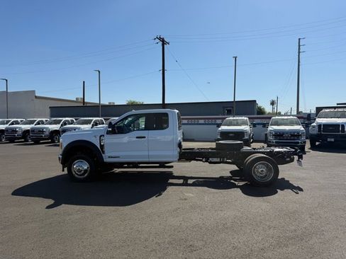 New 2026 Ford F550 4x4 Supercab Super Duty image 4