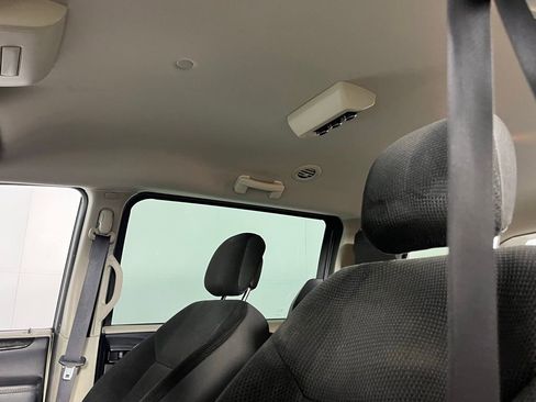 Used 2019 Dodge Grand Caravan SE w/ UConnect Hands-Free Group image 20