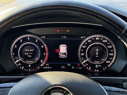 Used 2019 Volkswagen Tiguan SE image 17