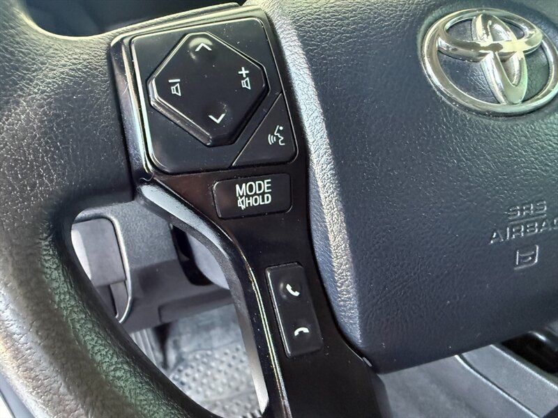 Used 2019 Toyota Tacoma SR AWD/4WD image 22