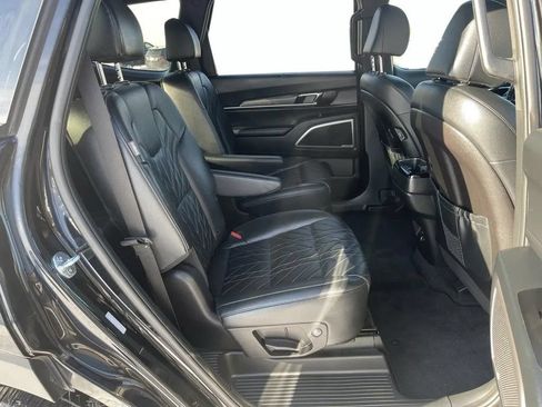 Used 2024 Kia Telluride EX X-Line AWD/4WD image 17