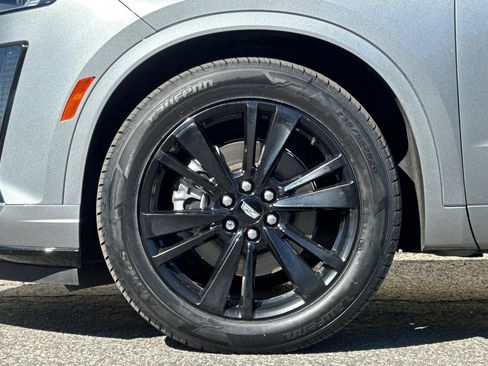 Certified 2024 Cadillac XT6 Premium Luxury image 39