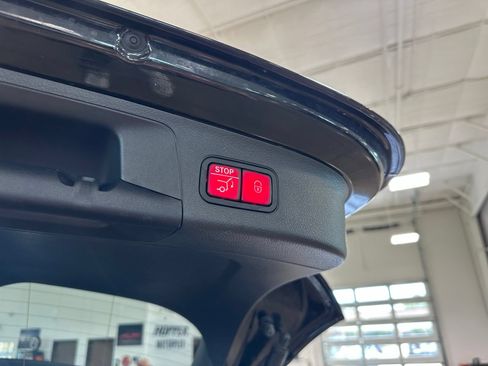 Used 2023 Mercedes-Benz GLA 250 image 39