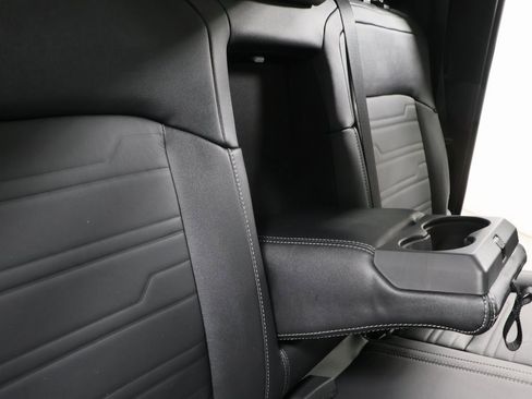 Used 2024 Ford Ranger Lariat w/ FX4 Off-Road Package image 28