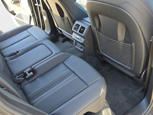 Certified 2025 Audi Q5 2.0T Premium Plus w/ Premium Plus Package image 11