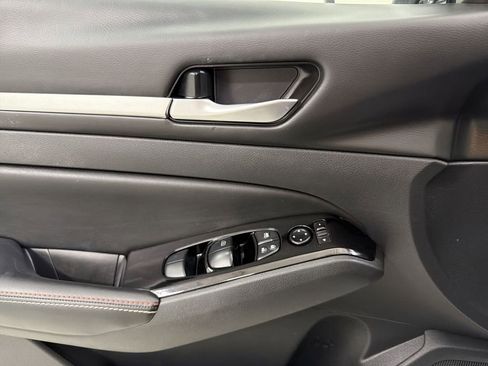 Certified 2024 Nissan Altima 2.5 SR w/ SR Premium Package image 22