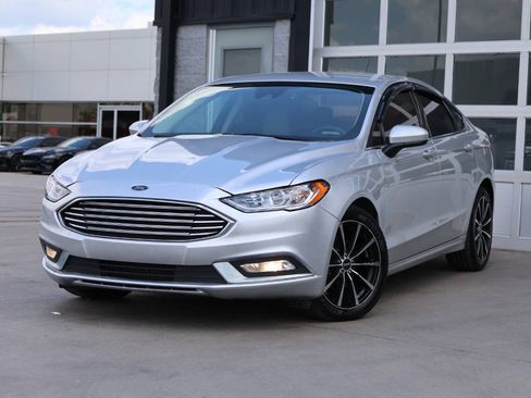 Used 2019 Ford Fusion S FWD image 3